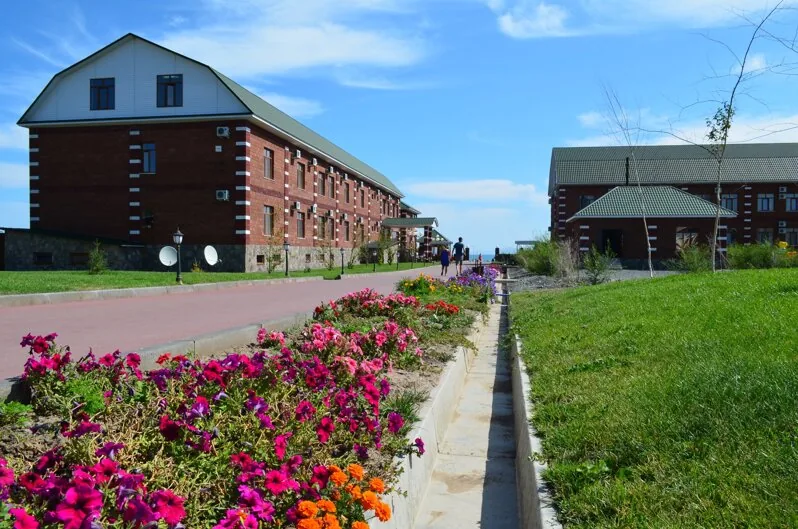 Отель Алаколь резорт (Alakol resort)